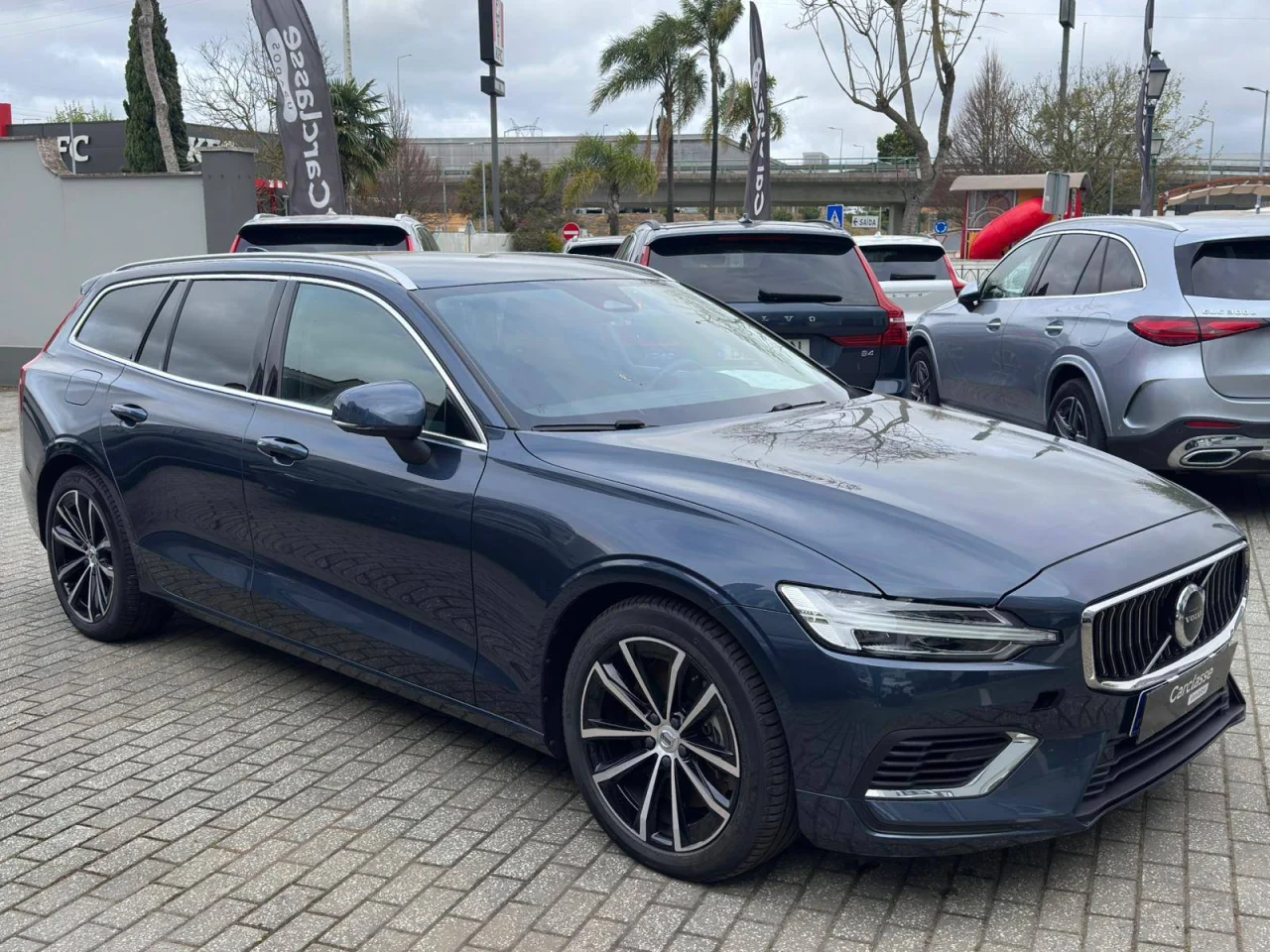 Volvo V60 T6 Core 10