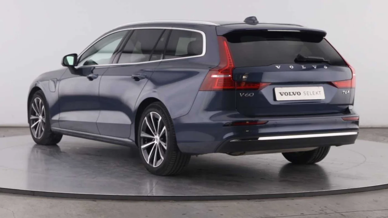 Volvo V60 T6 Core PHEV 4