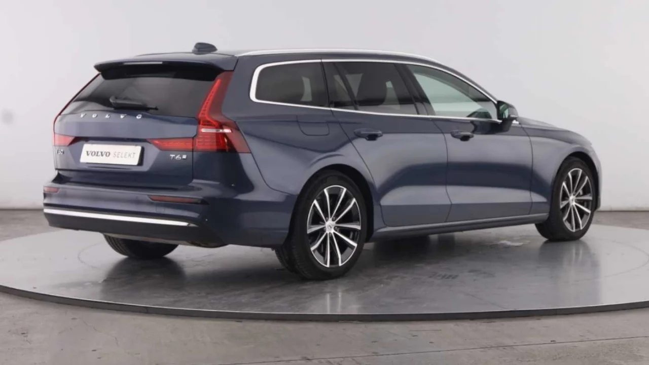 Volvo V60 T6 Core PHEV 5