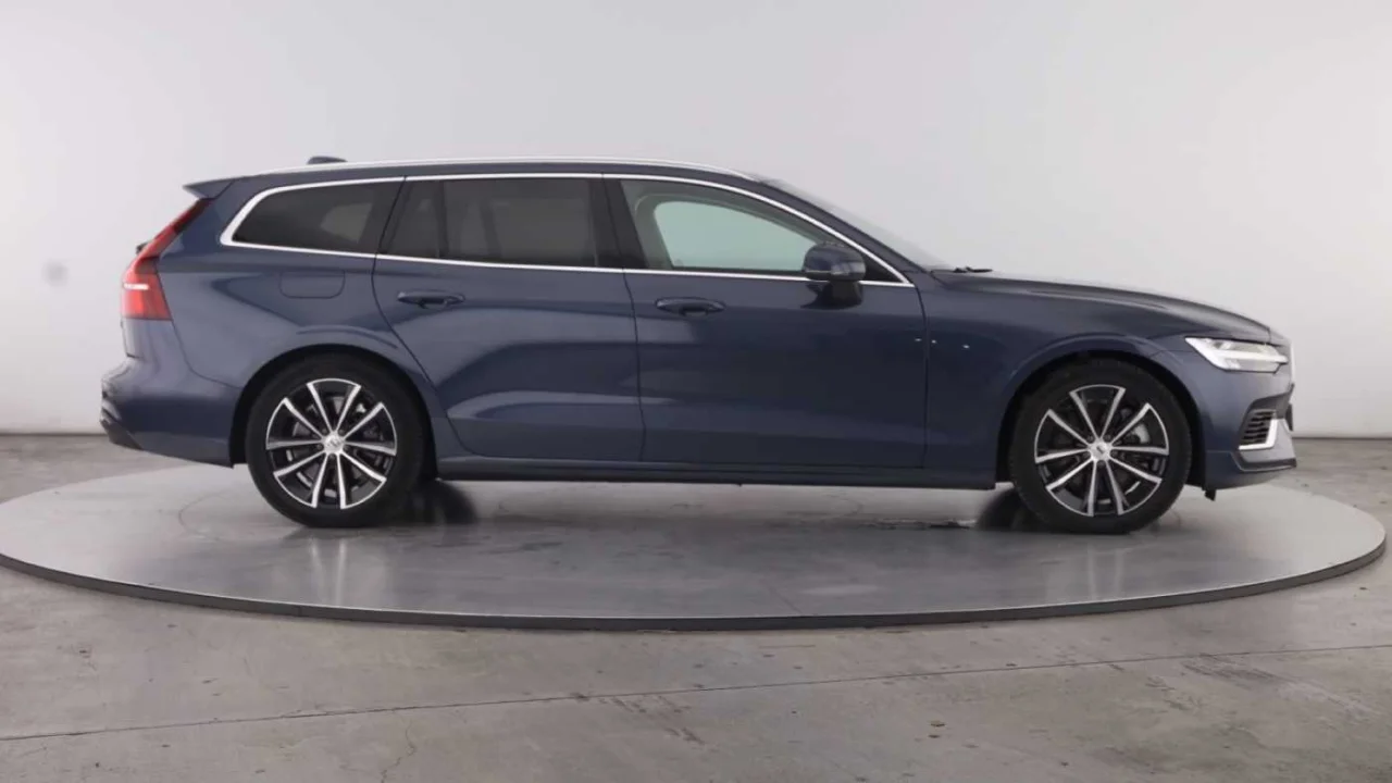 Volvo V60 T6 Core PHEV 8