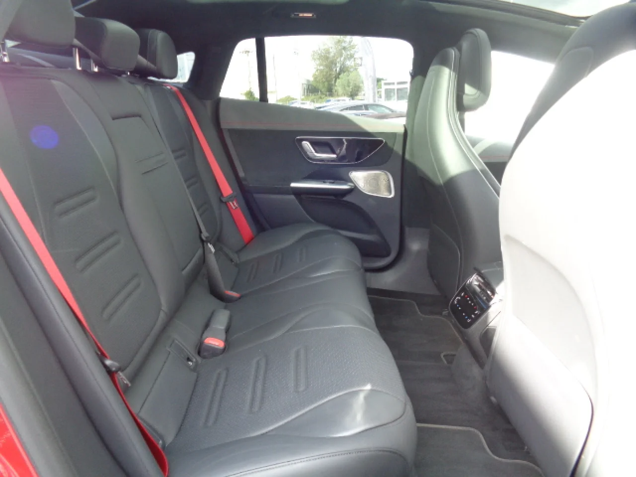 Mercedes EQE 43 AMG  4 Matic Limousine 4