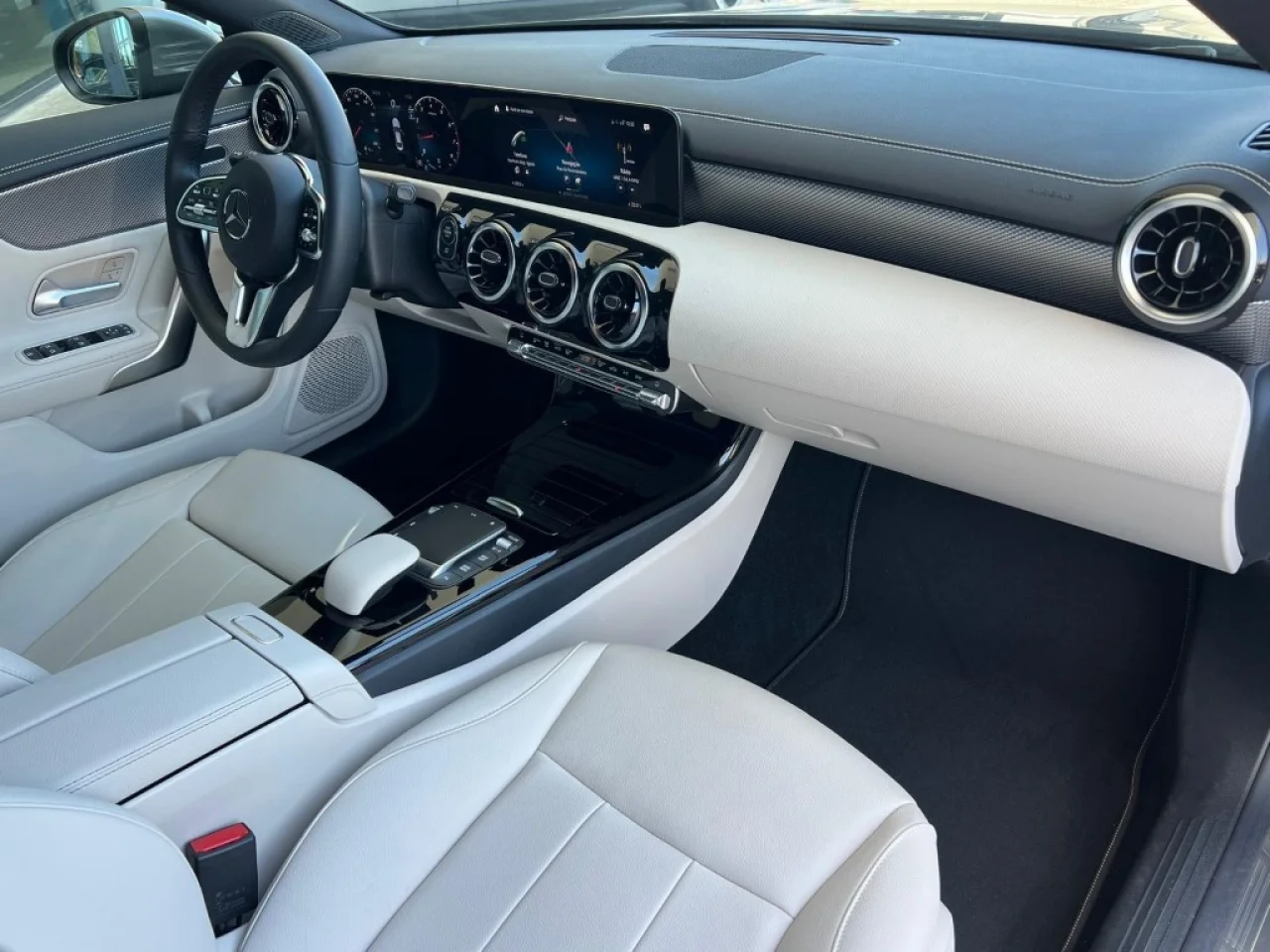 Mercedes CLA 200 Progressive Coupé 3