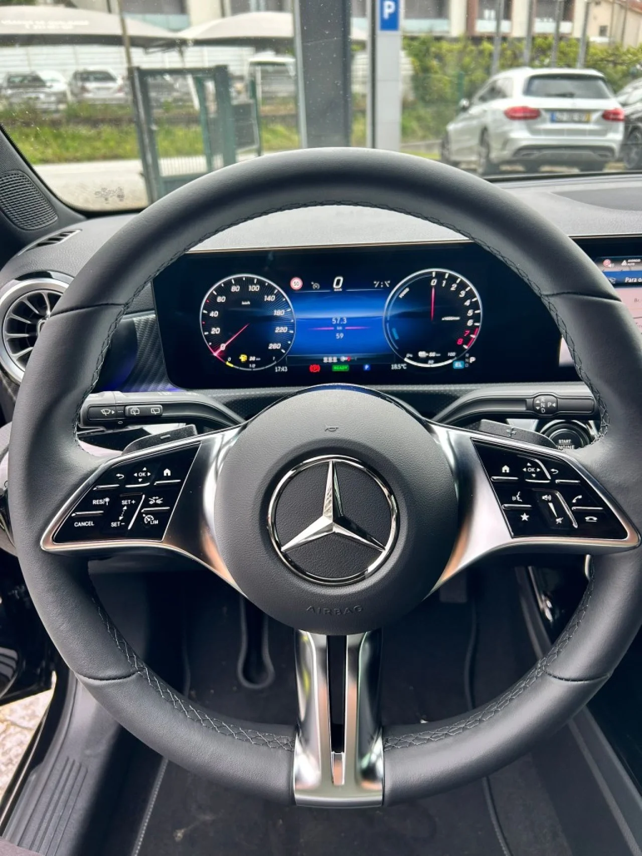 Mercedes A 250e Progressive Advanced Plus 4