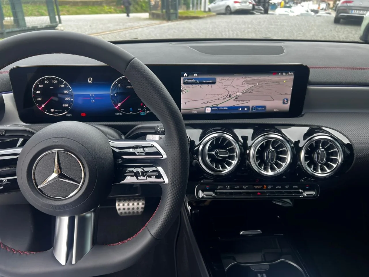 Mercedes CLA 180d Shooting Brake AMG 3