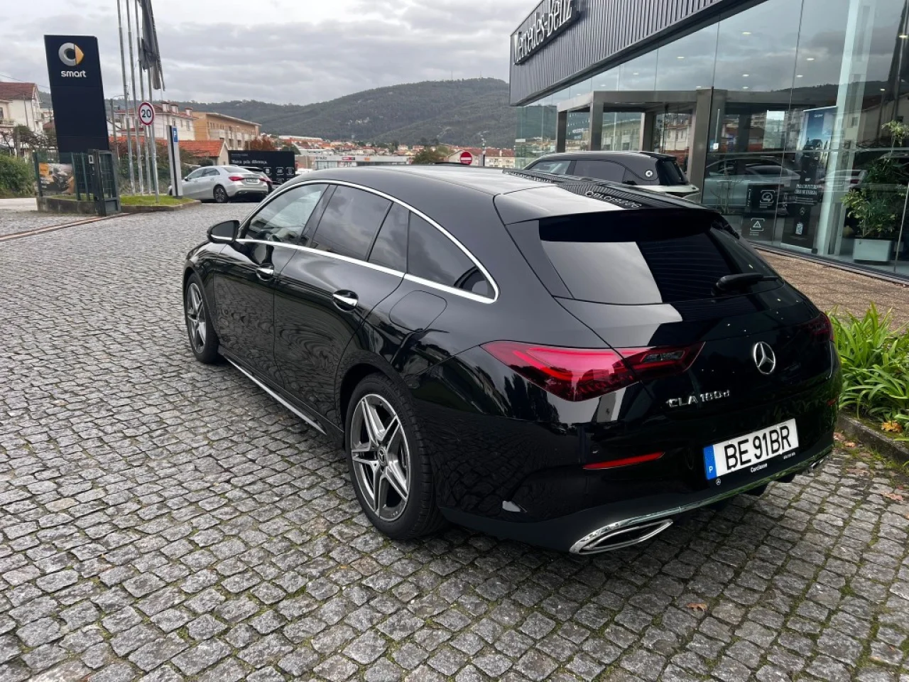 Mercedes CLA 180d Shooting Brake AMG 8