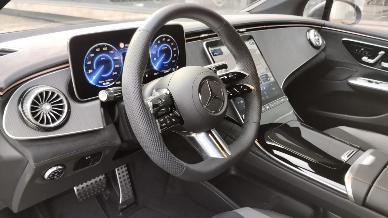 Mercedes EQE 350 AMG 1