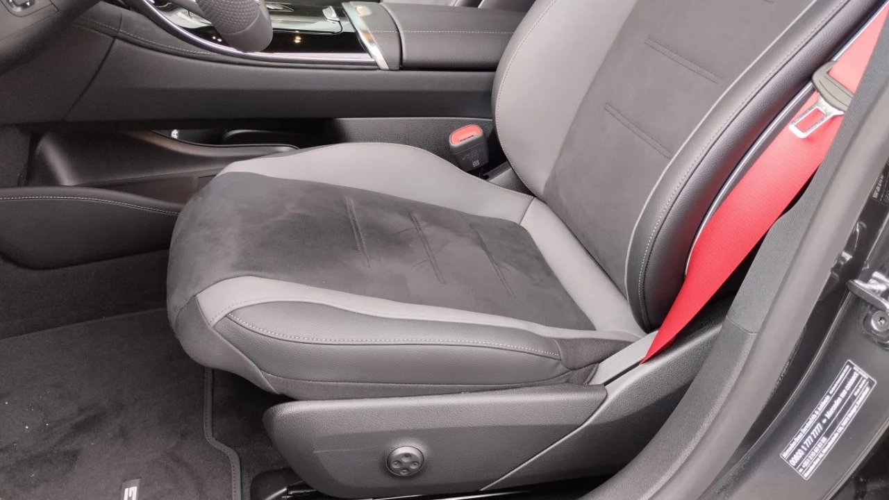 Mercedes EQE 350 AMG 6