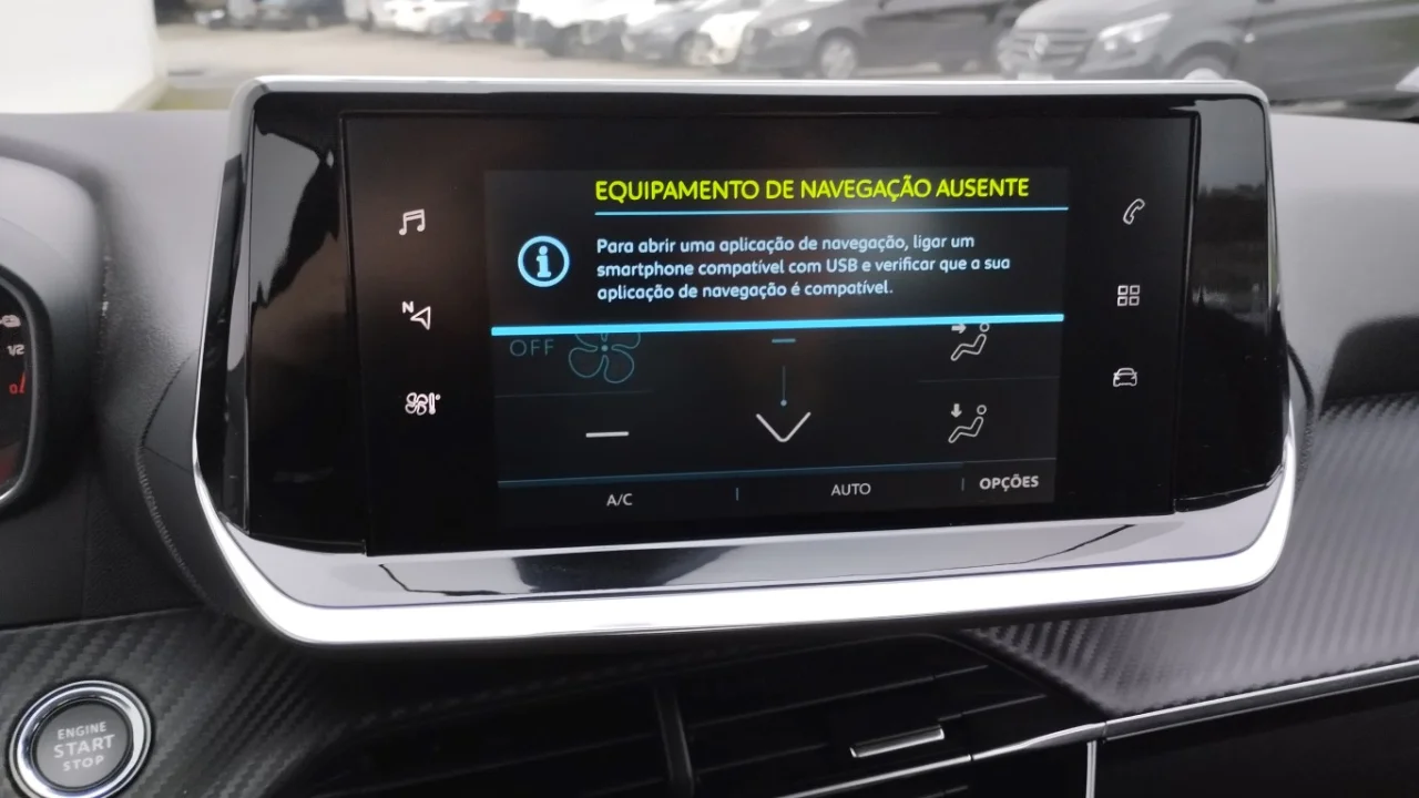 Peugeot e-208 Active Pack 50 kwh 7