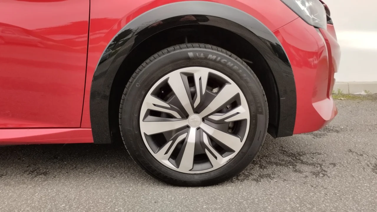 Peugeot e-208 Active Pack 50 kwh 15