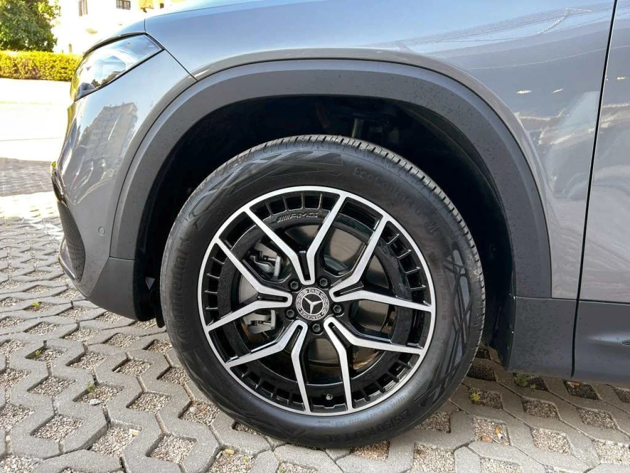 Mercedes Classe EQB 250 AMG 8
