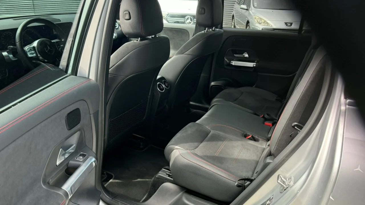 Mercedes Classe EQB 250 AMG Premium - 7 Lugares 4
