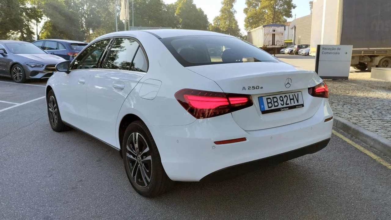 Mercedes Classe A 250e Advanced Limousine 16