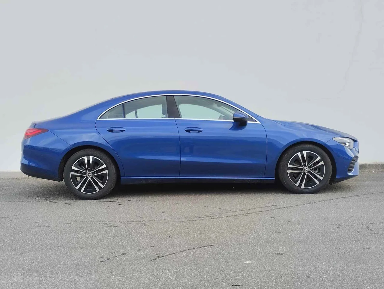 Mercedes CLA 180d Advanced Coupé 10