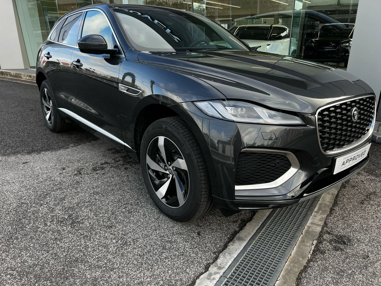 Jaguar F-Pace 2.0 P400e AWD R-Dynamic S