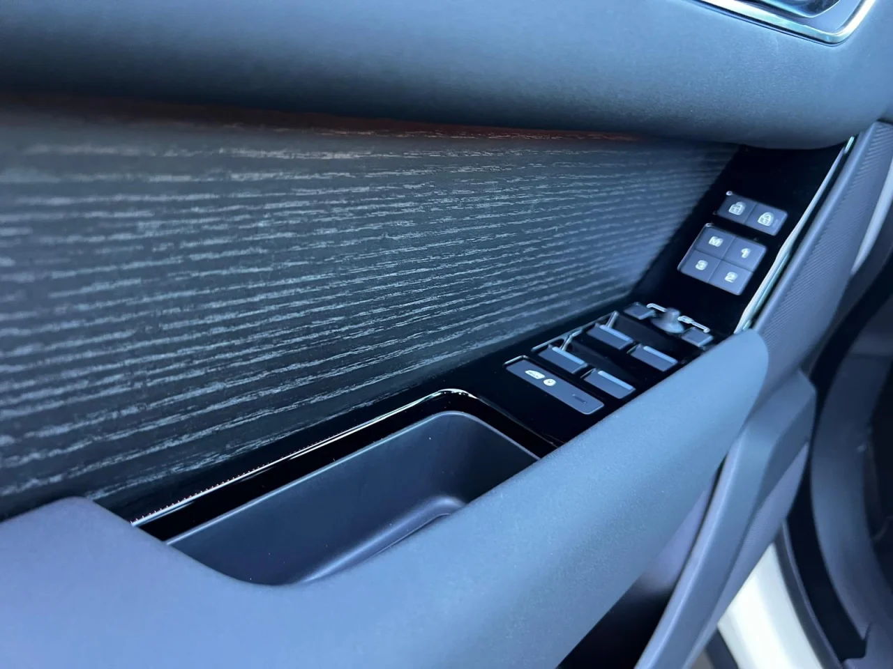 Land Rover Range Rover Velar 2.0 P400e AWD S 3
