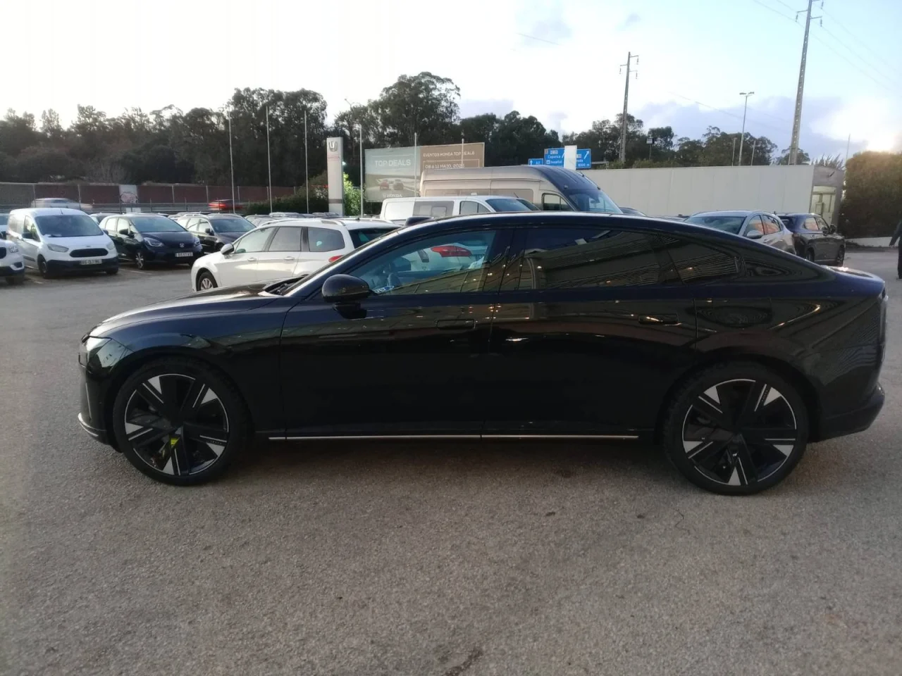 Volvo ES90 	Ultra Single Motor Extended Range RWD 333cv 11