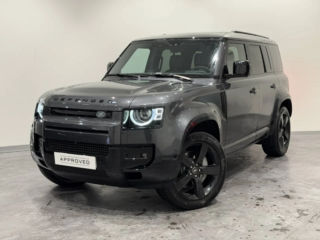 Land Rover Defender 110 P 300 e PHEV X-Dynamic SE