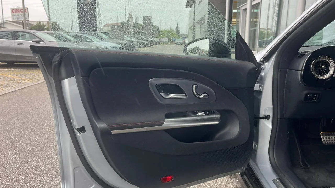 Mercedes Classe CLA 220 AMG 4