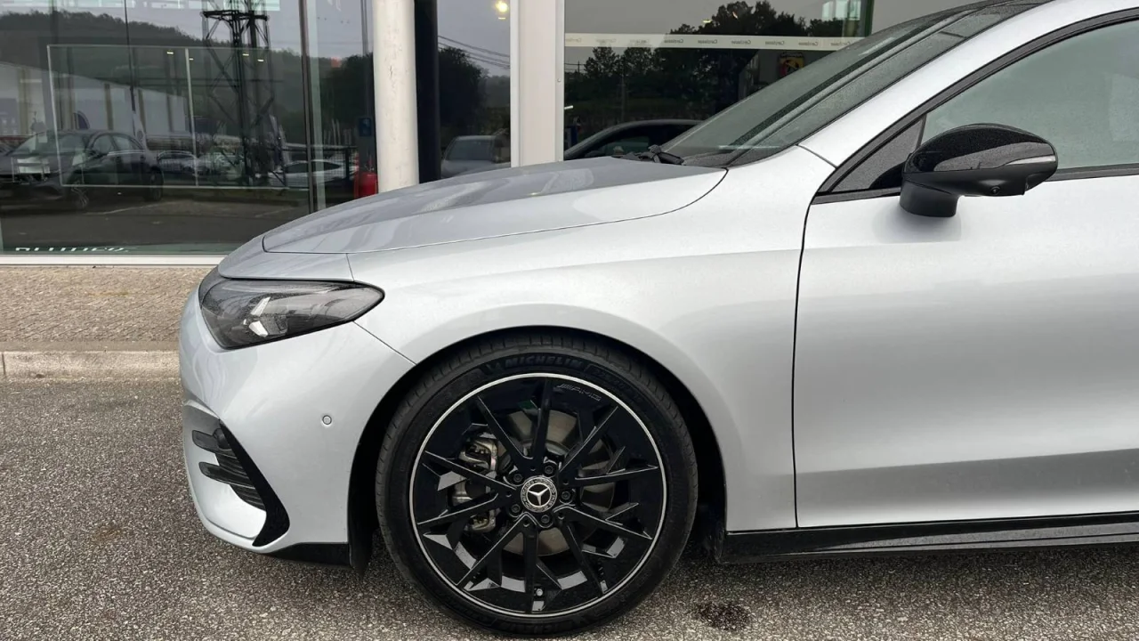 Mercedes Classe CLA 220 AMG 6