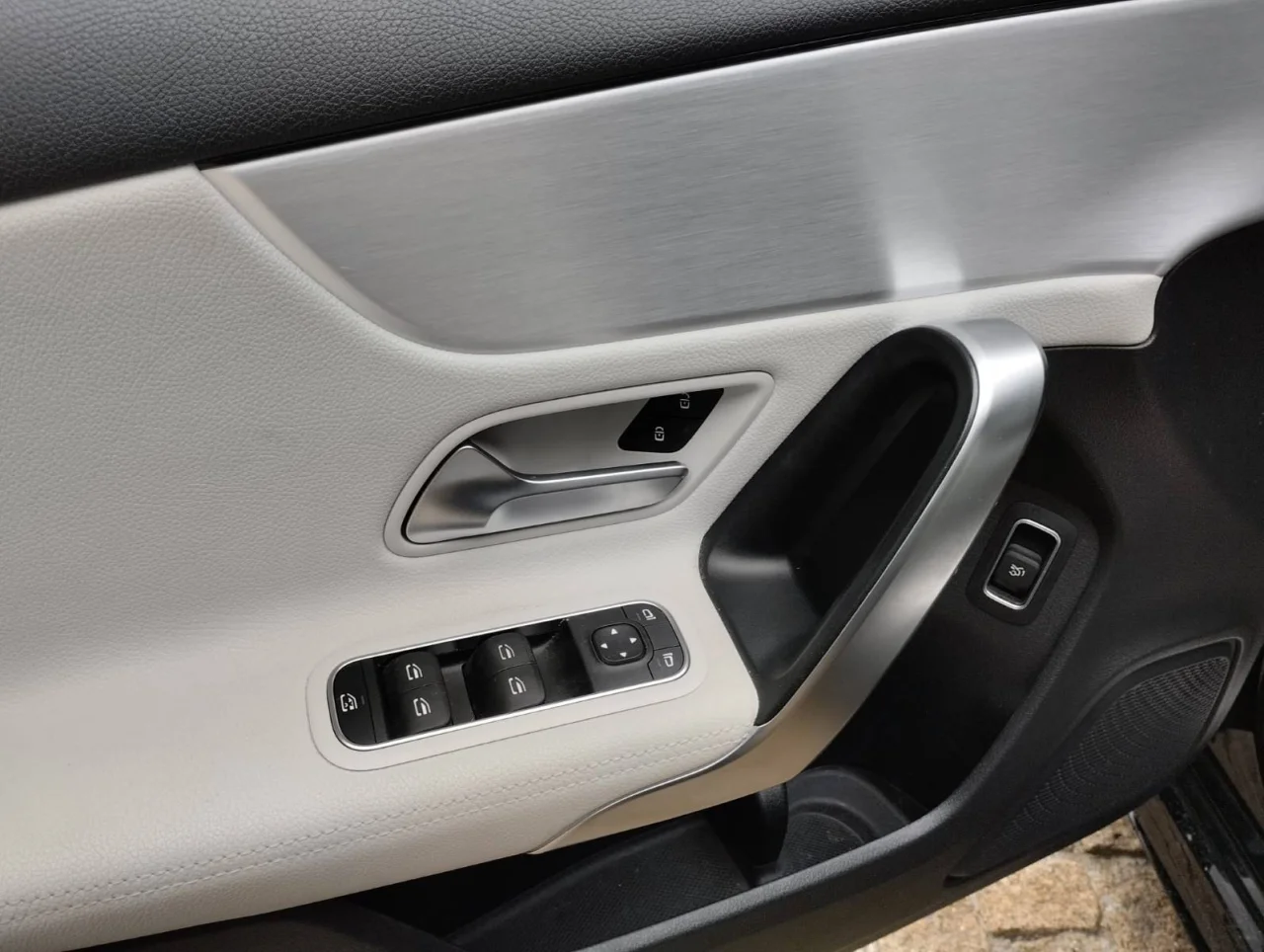 Mercedes Classe A 180d AMG Limousine 5