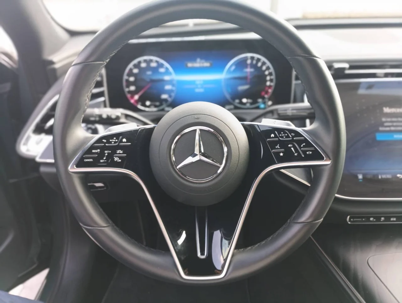 Mercedes Classe E 300e Station Avantgarde Advanced 2