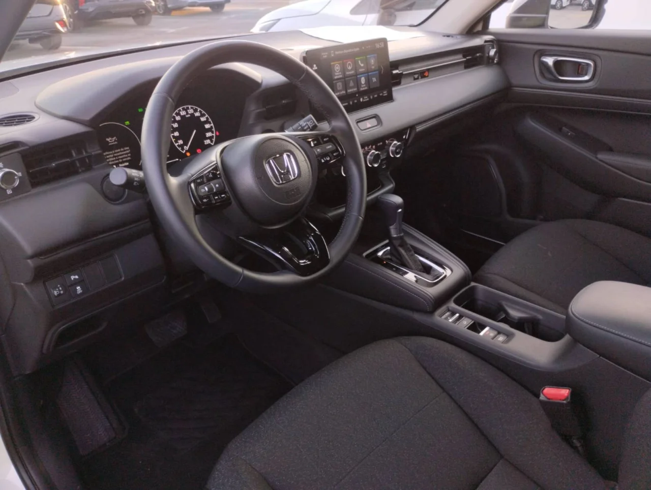 Honda HR-V	1.5 HEV ELEGANCE 1