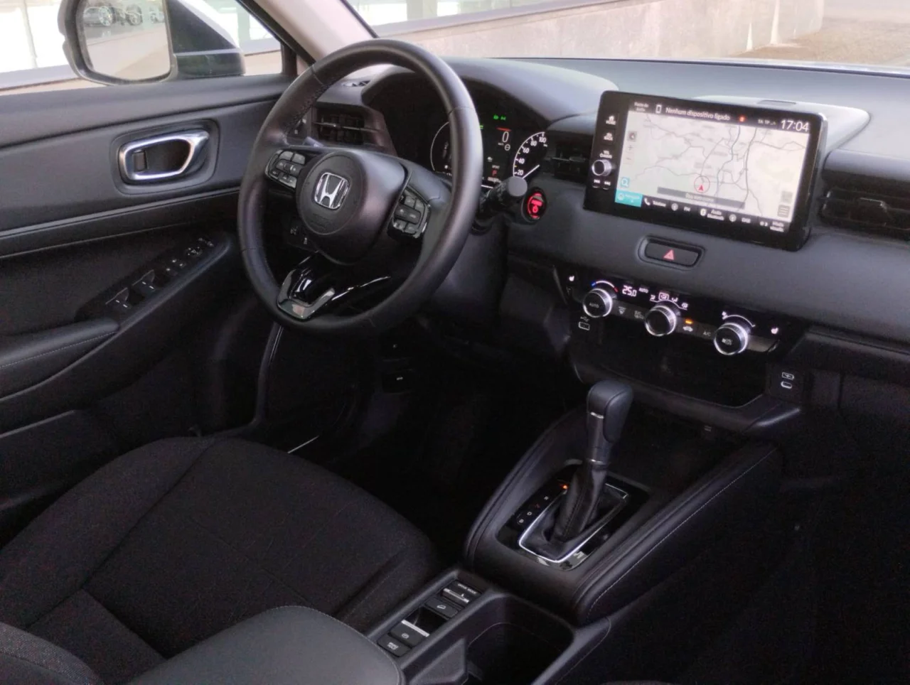 Honda HR-V	1.5 HEV ELEGANCE 3