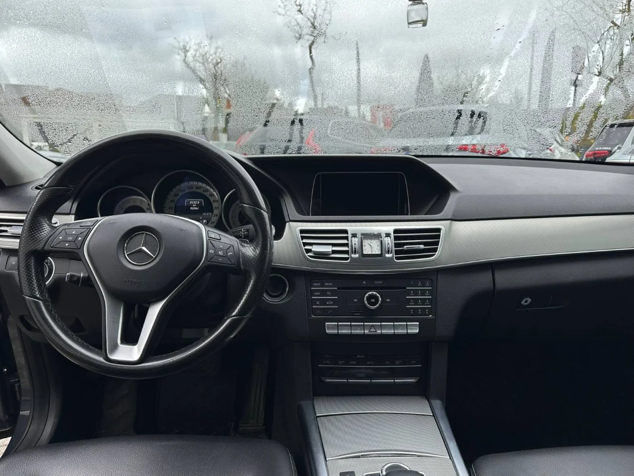 Mercedes-Benz E 220 BlueTEC Avantgarde Auto 2
