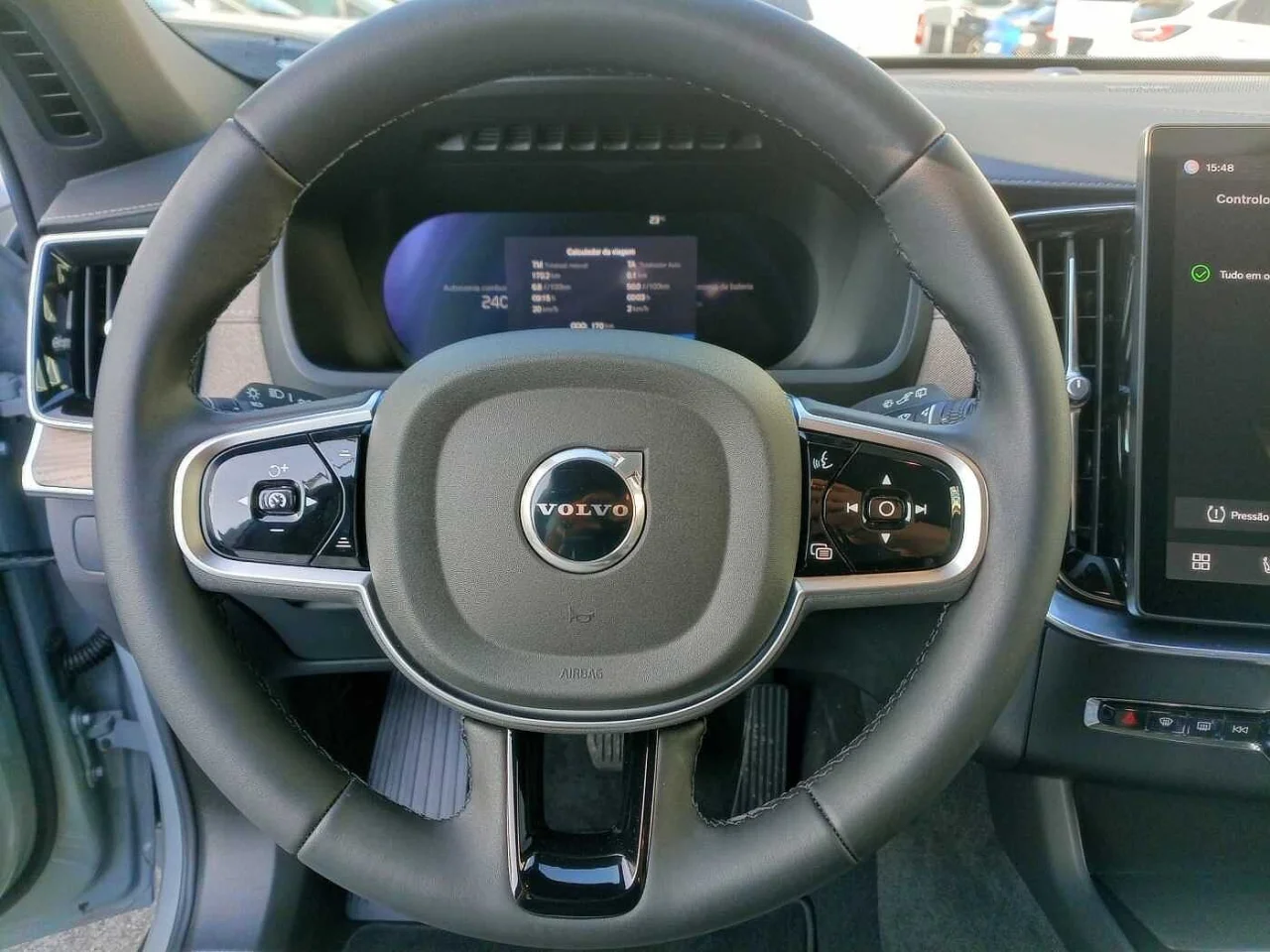 "Volvo XC90 T8 Plus Bright PHEV 2