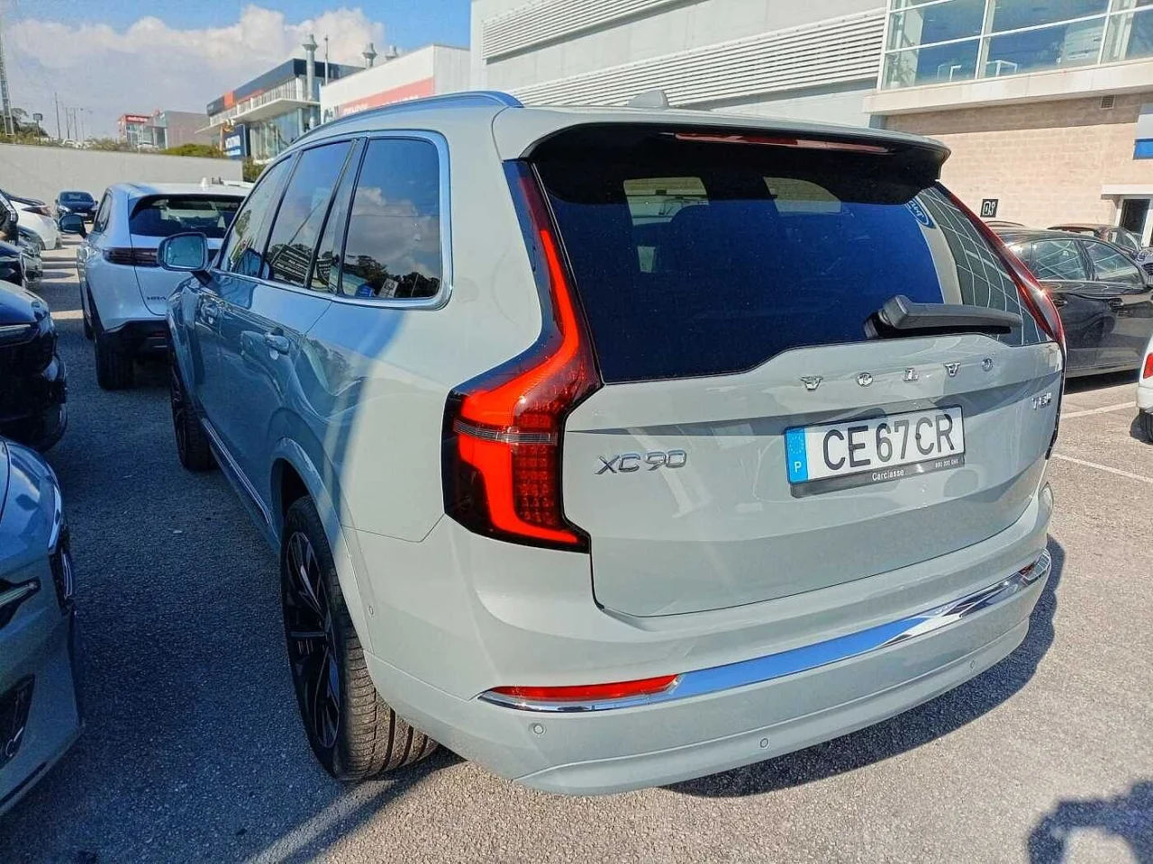 "Volvo XC90 T8 Plus Bright PHEV 13