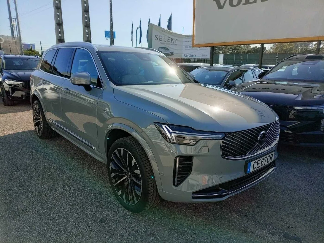 "Volvo XC90 T8 Plus Bright PHEV 18