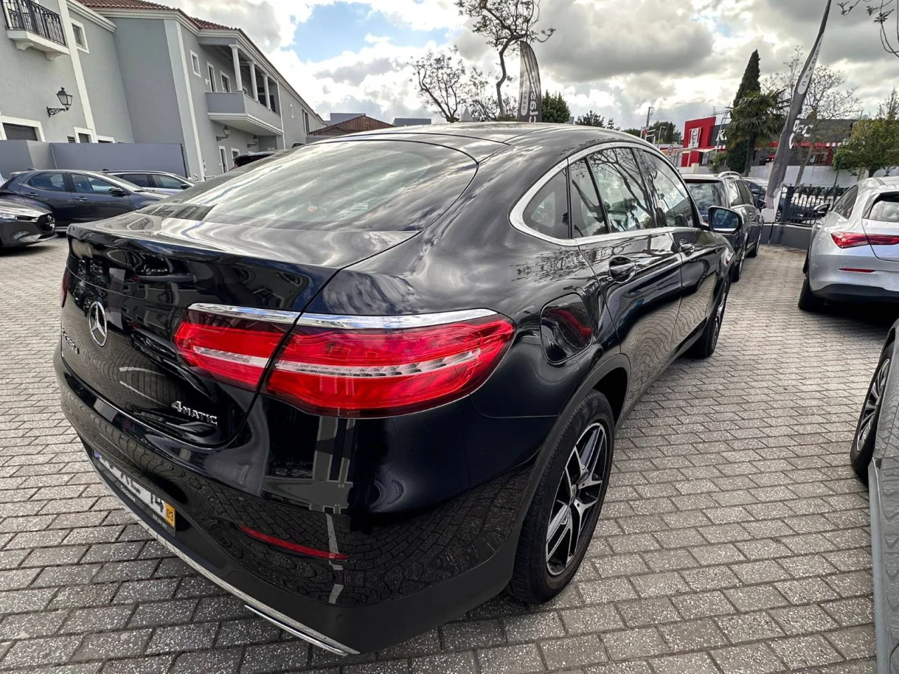 Mercedes Classe GLC 250d AMG Coupé 4 Matic 9