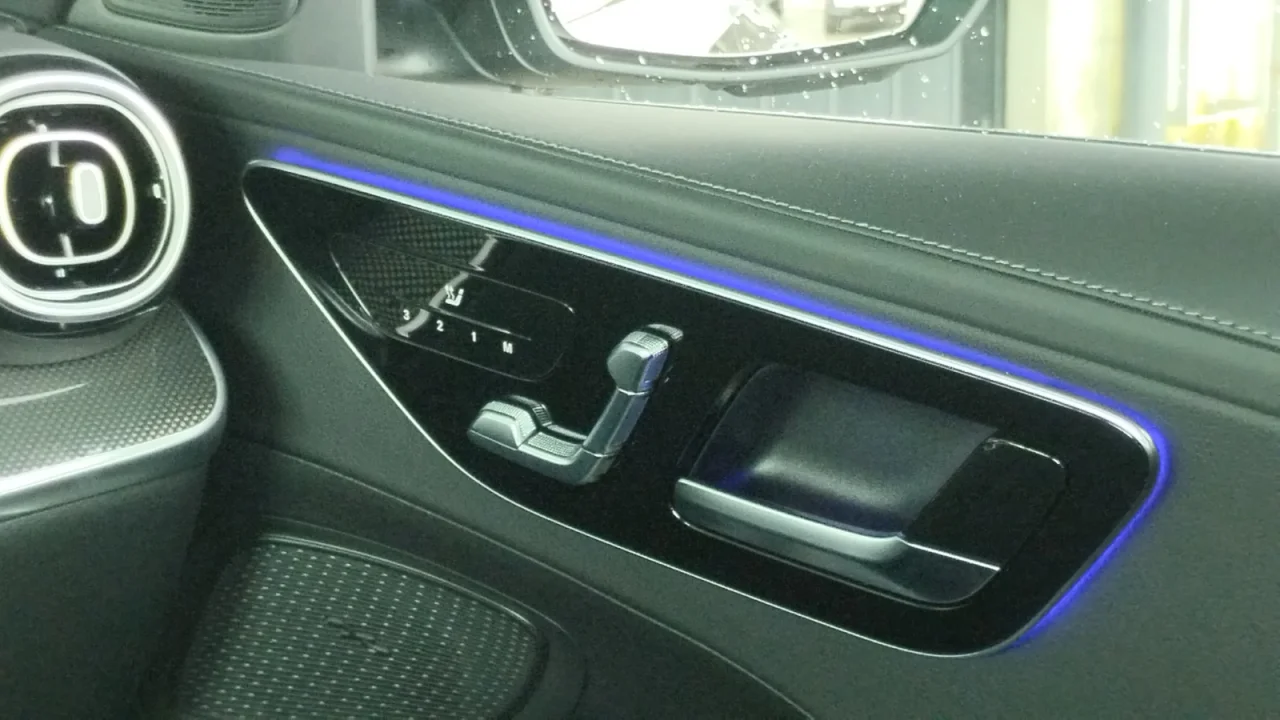 Mercedes Classe C 300e Limousine AMG Advanced Plus 10