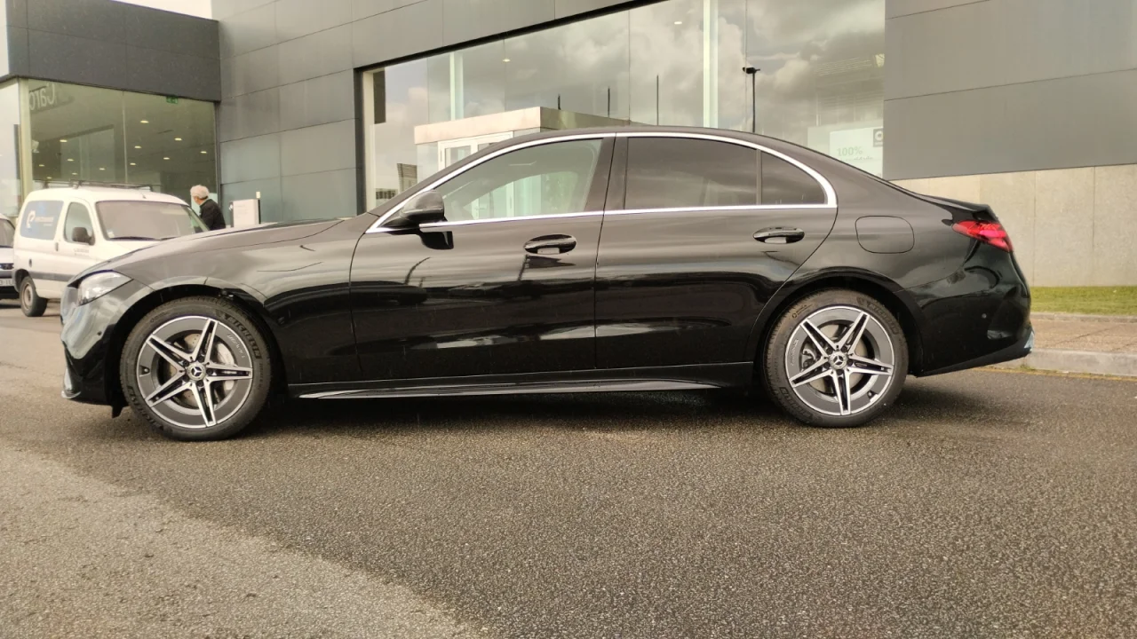 Mercedes Classe C 300e Limousine AMG Advanced Plus 11