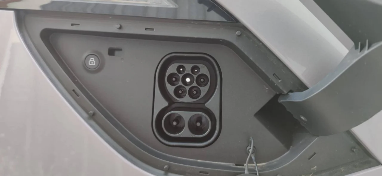 Xpeng	G6 RWD Standard 68.5 kWh 12