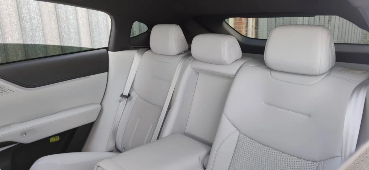 Xpeng	G6 RWD Standard 68.5 kWh 11