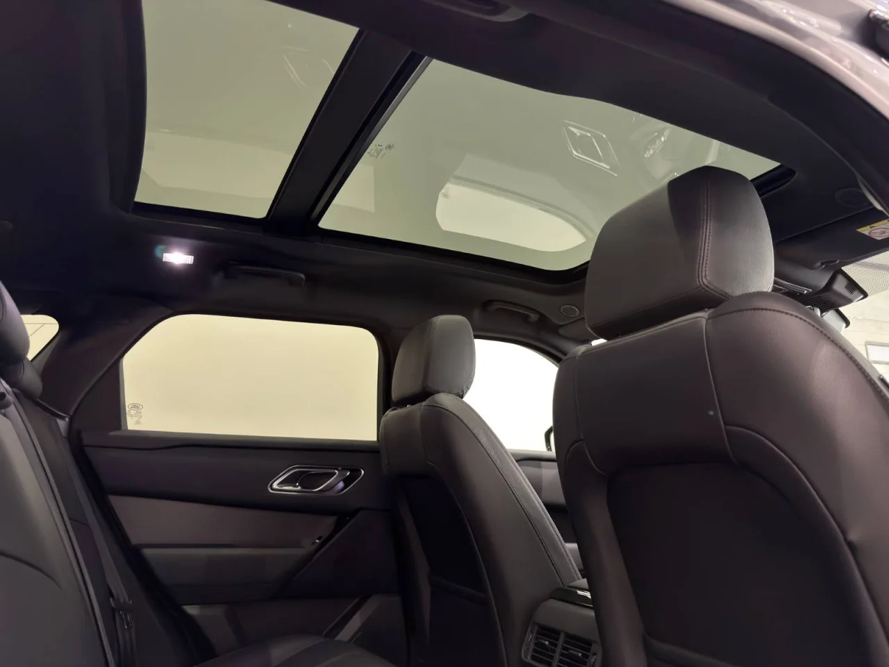 Land Rover Range Rover Velar 2.0 P400e AWD S 4
