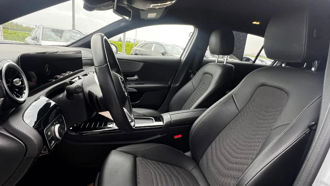Mercedes Classe A 250e AMG Premium 7