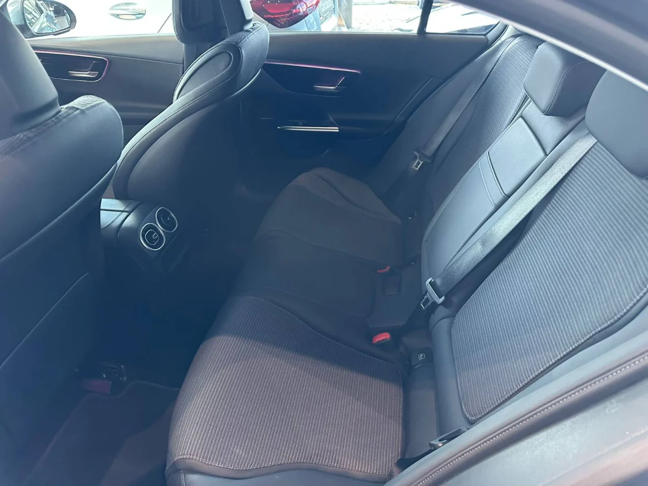 Mercedes Classe C 300e Avantgarde Advanced Limousine 3