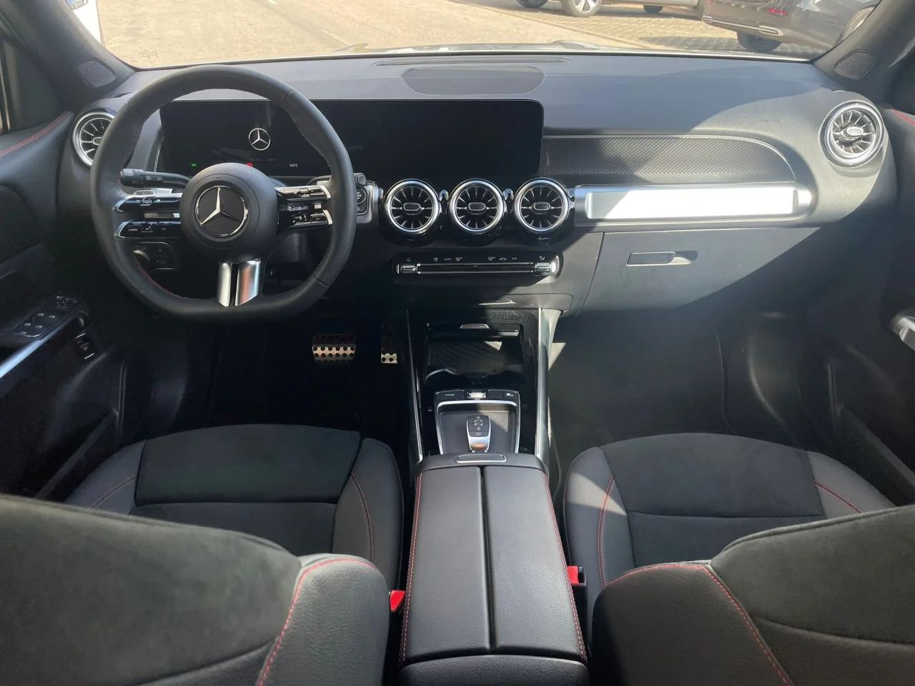 Mercedes Classe GLB 200d AMG Advanced Plus 7 Lugares 1