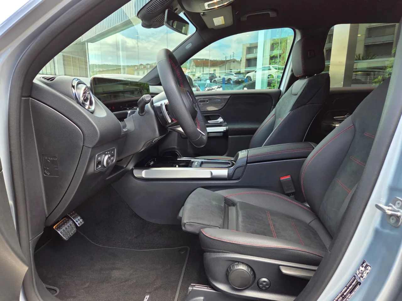 Mercedes Classe GLB 180d AMG Premium 7 Lugares 1