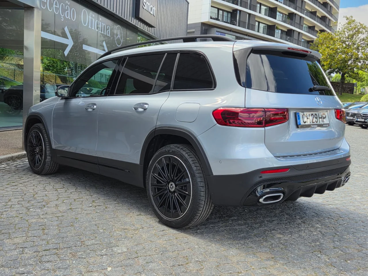 Mercedes Classe GLB 180d AMG Premium 7 Lugares 11