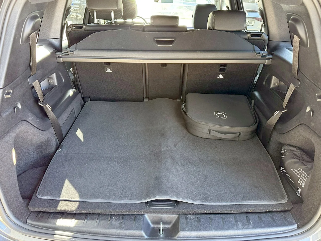 Mercedes Classe EQB 250+ Progressive Advanced Plus 7 Lugares 6