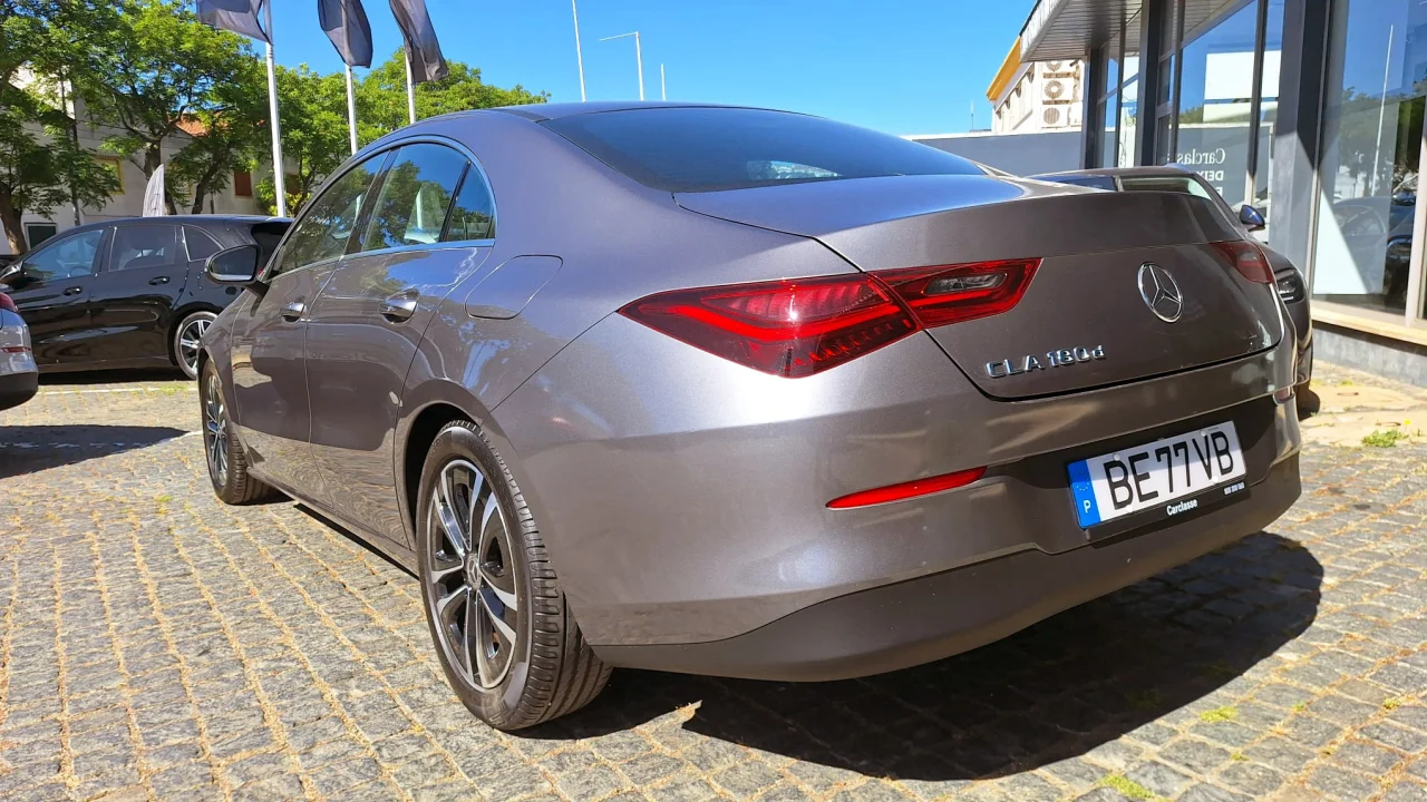 Mercedes Classe CLA 180d Coupé 4