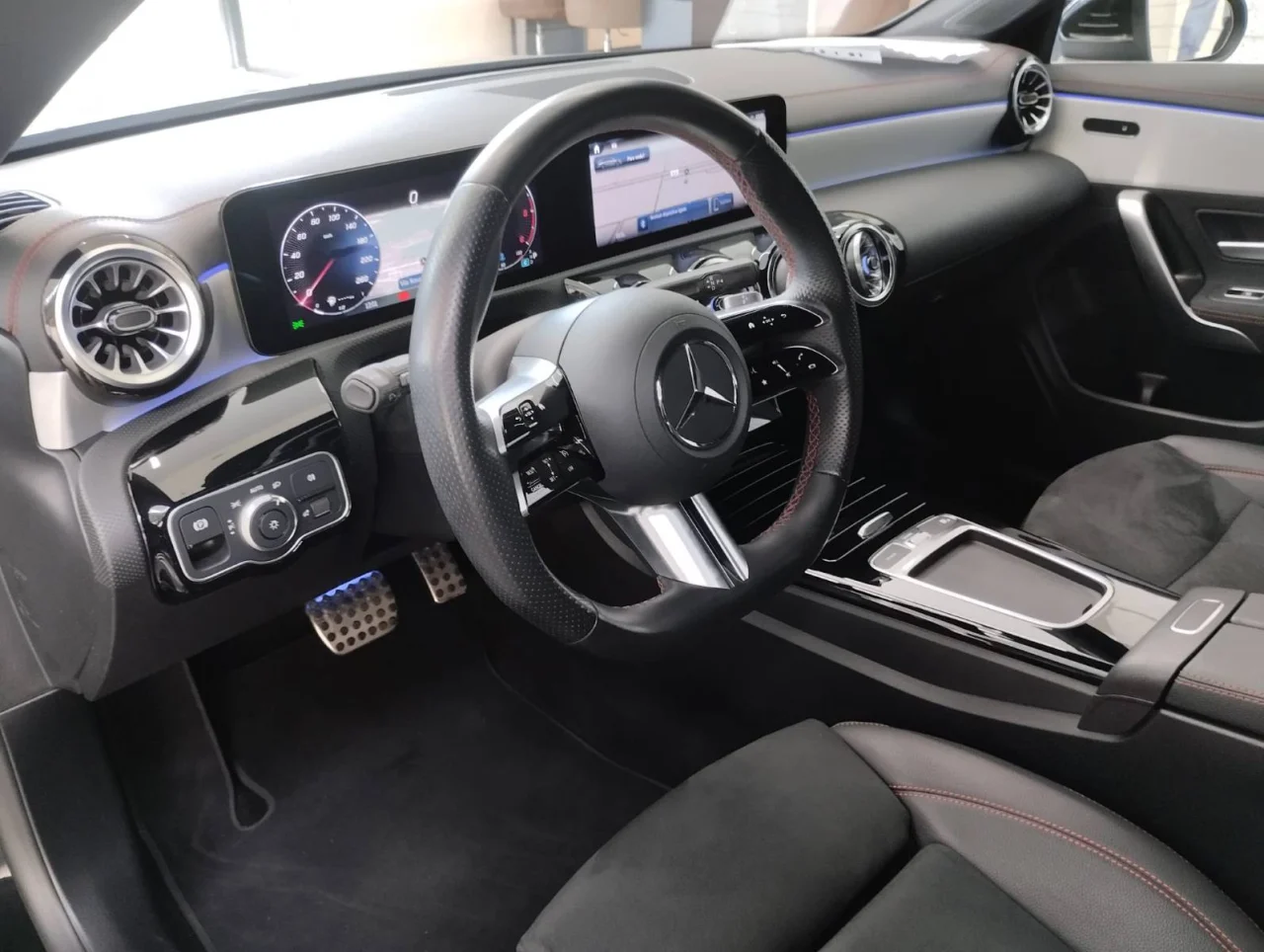 Mercedes Classe CLA 180d Shooting Brake AMG Advanced Plus 1