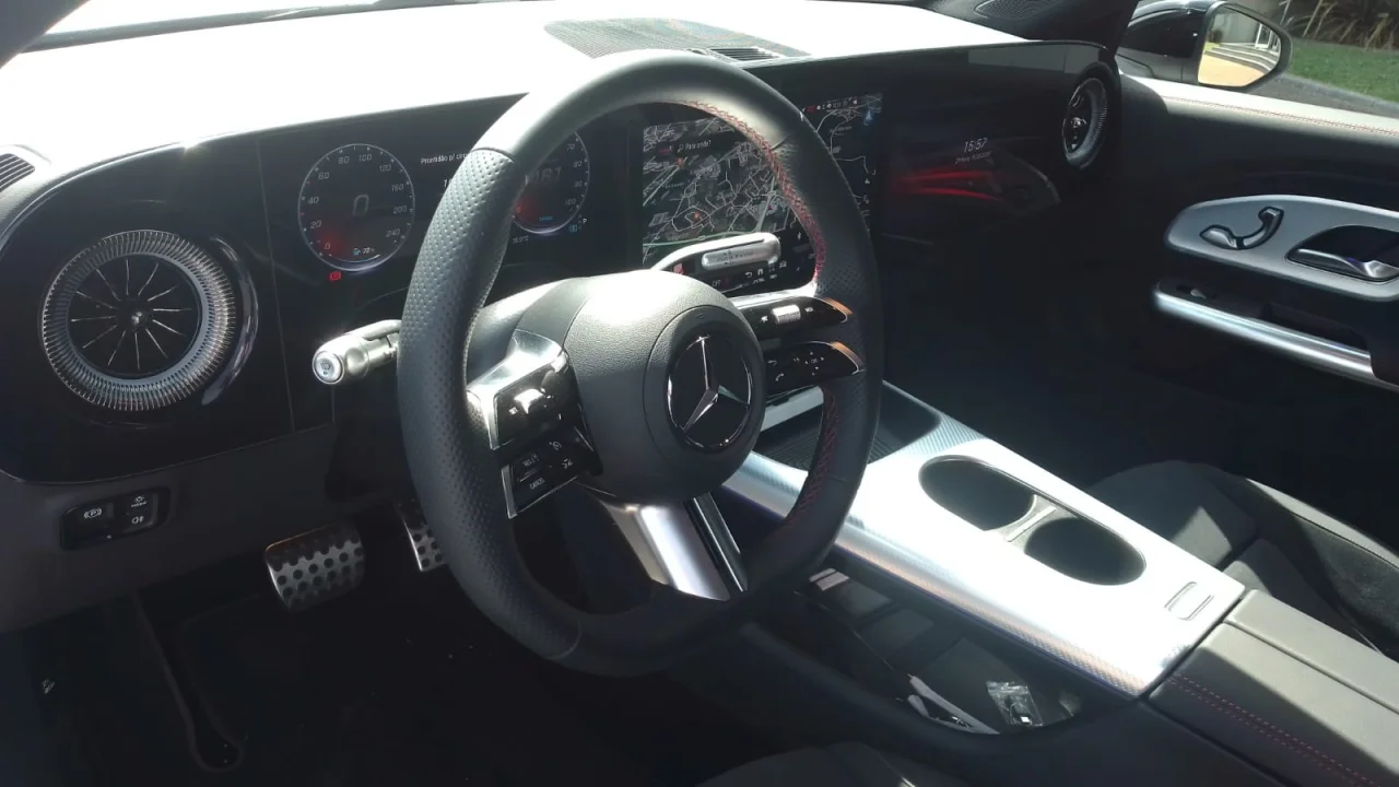 Mercedes Classe CLA 250+ Shooting Brake AMG 1