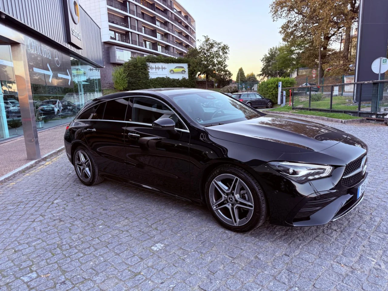 Mercedes Classe CLA 180d Shooting Brake AMG Premium 8