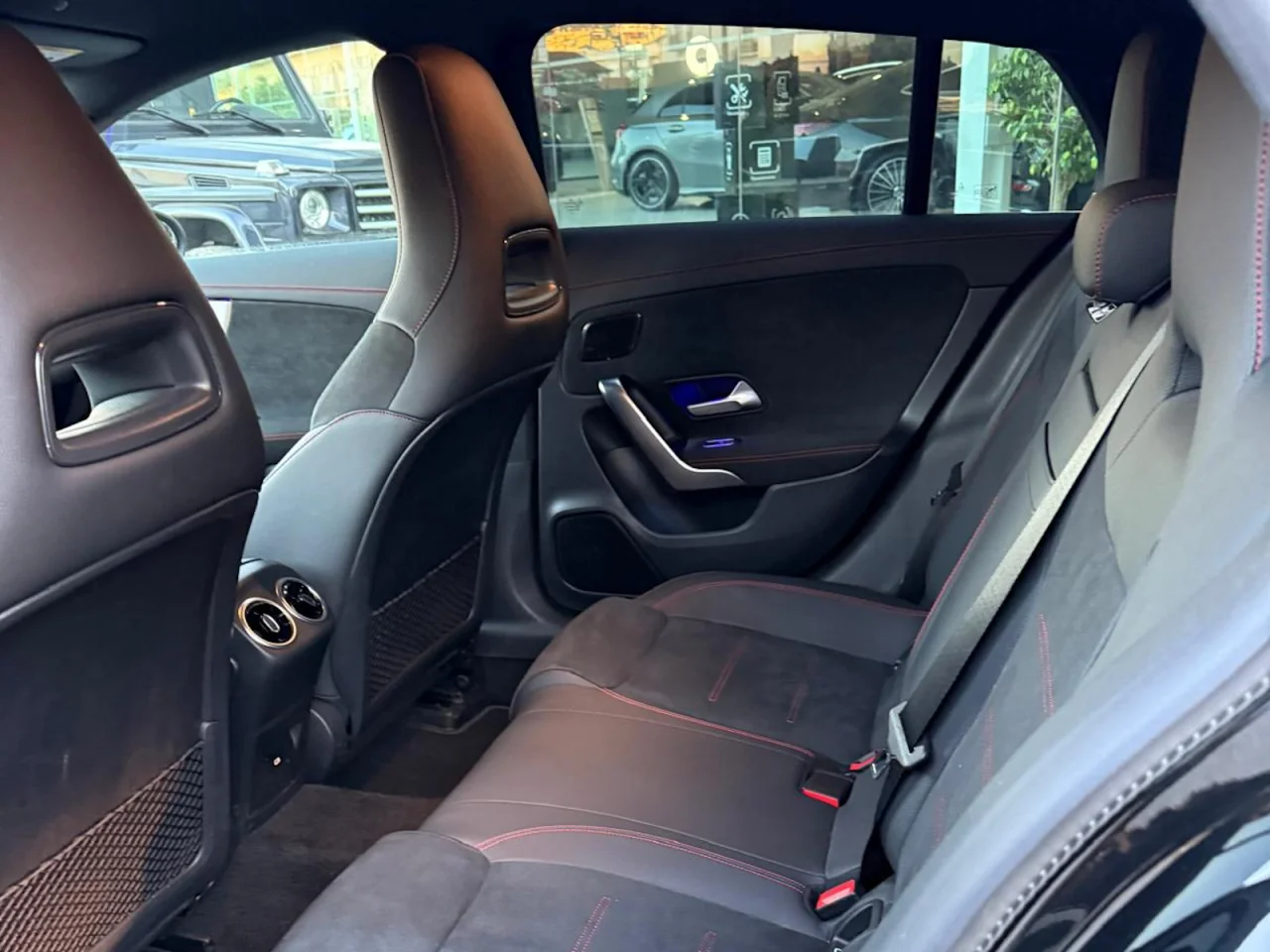 Mercedes Classe CLA 180d Shooting Brake AMG Premium 2