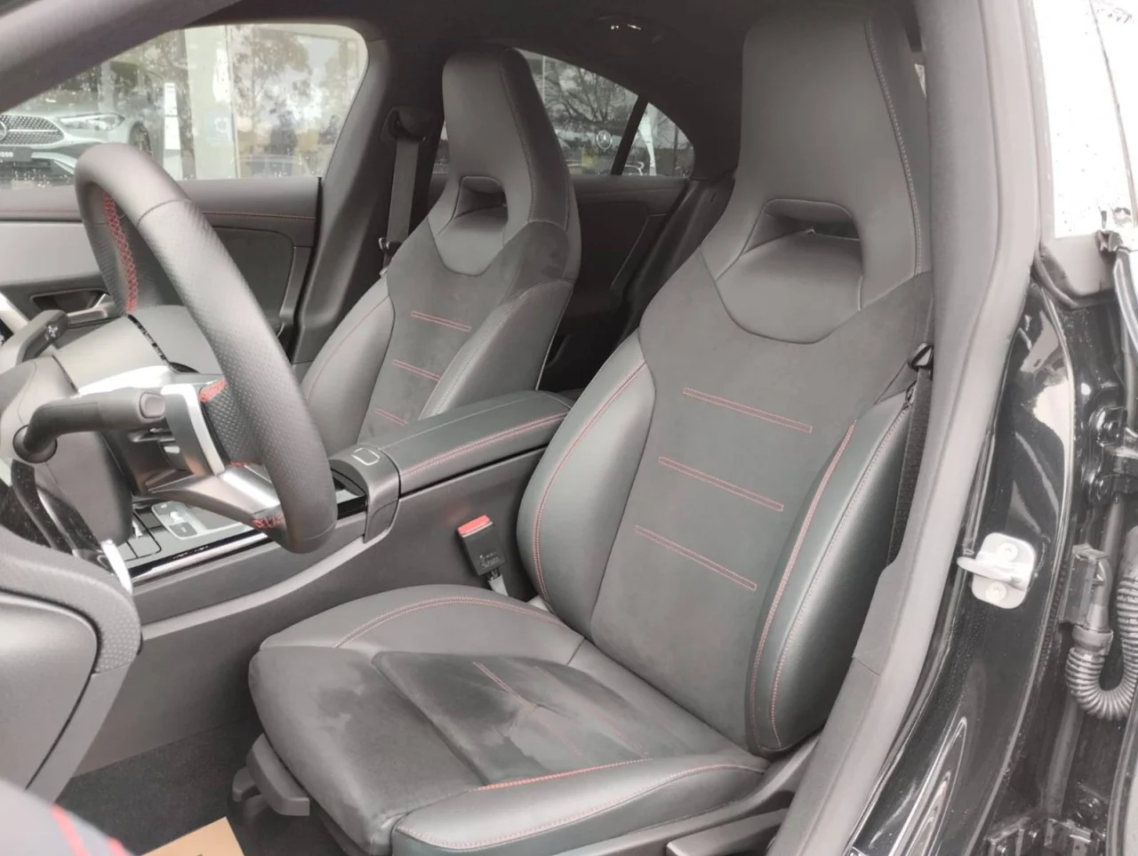 Mercedes Classe CLA 200 AMG Advanced Plus Coupé 4
