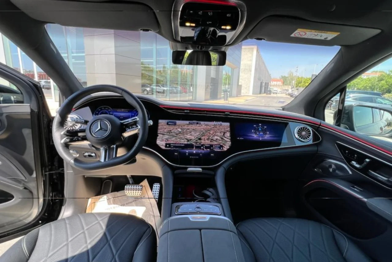 Mercedes Classe EQS 450+ AMG - 7 Lugares 2